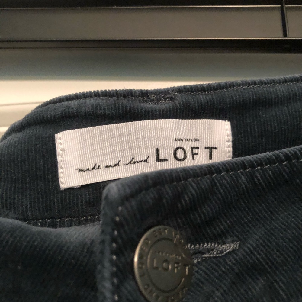 EUC LOFT cords. Size 8. - Picture 2 of 4